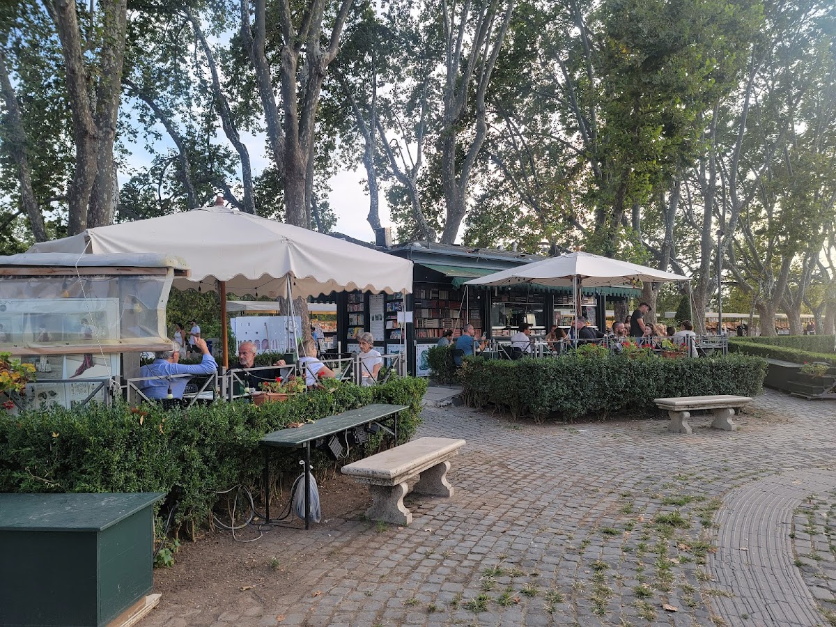 Biblio Bar Roma — Punto de interés in Roma, Roma