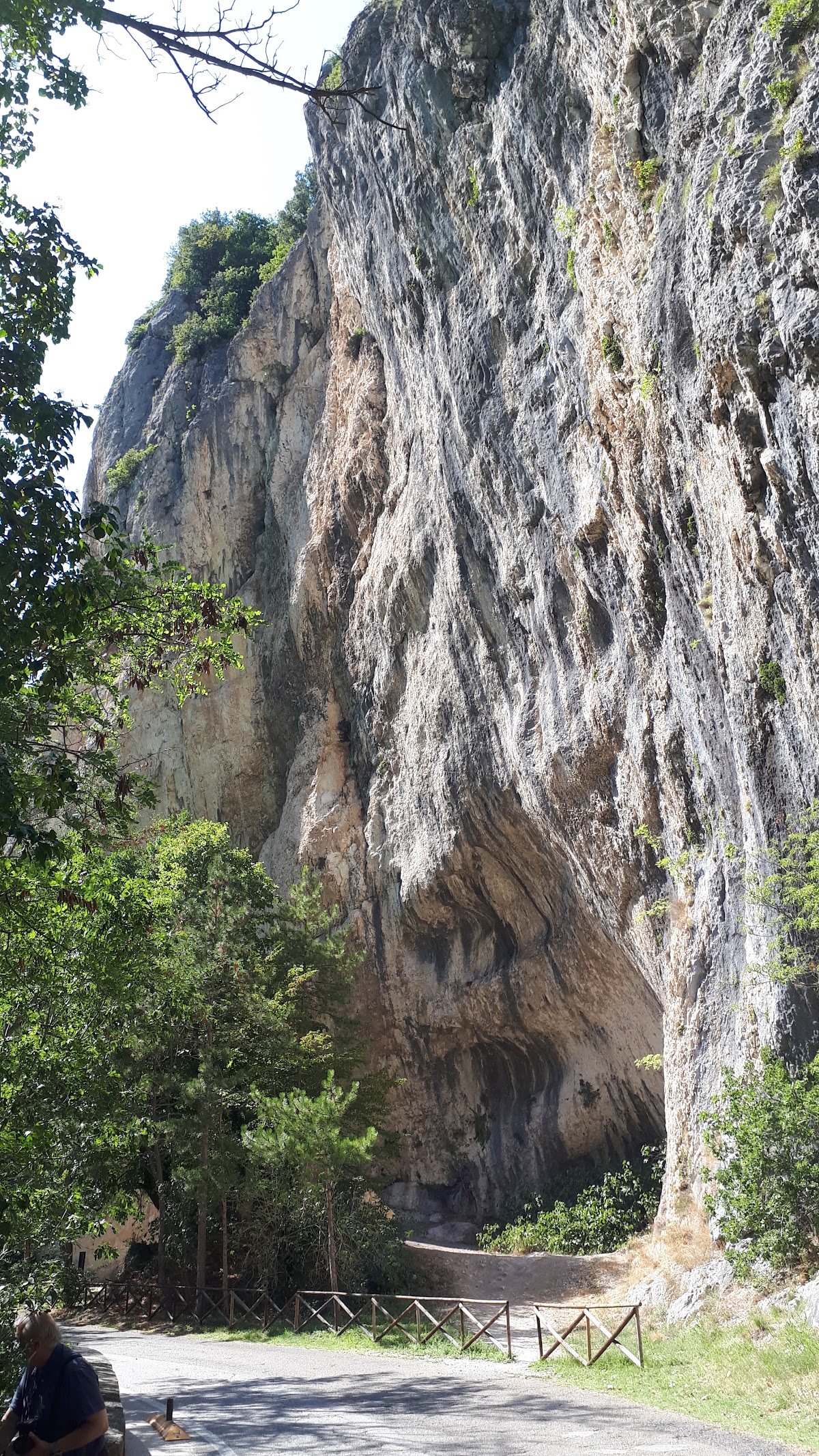 Grotta del Grano — Punto di interesse a Urbino, Pesaro e Urbino