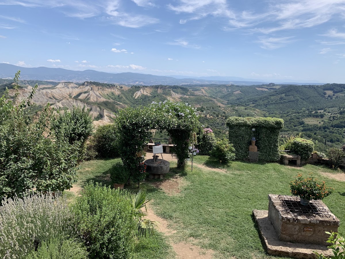 Giardino del Poeta — Punto di interesse a Civita di Bagnoregio, Viterbo