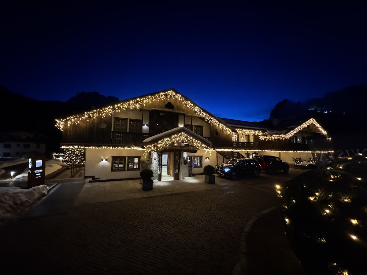 Rosapetra Spa Resort — Punto di interesse a Cortina d Ampezzo, Belluno
