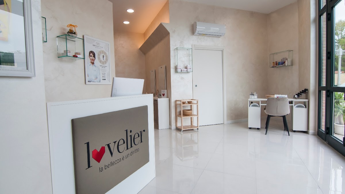 Parrucchiere e Centro Benessere Lovelier Aveda