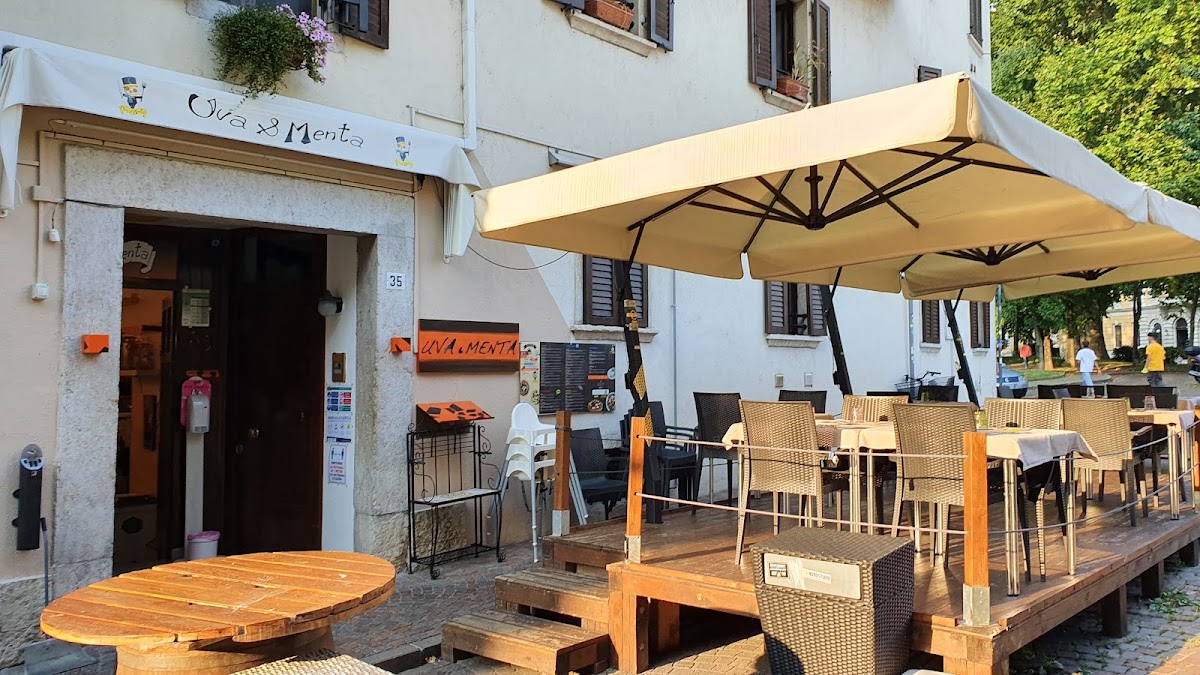 In zona: Uva & Menta CAFE