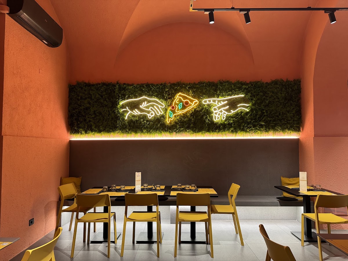 Volù Pizza Contemporanea Catania — Punto di interesse a Catania, Catania