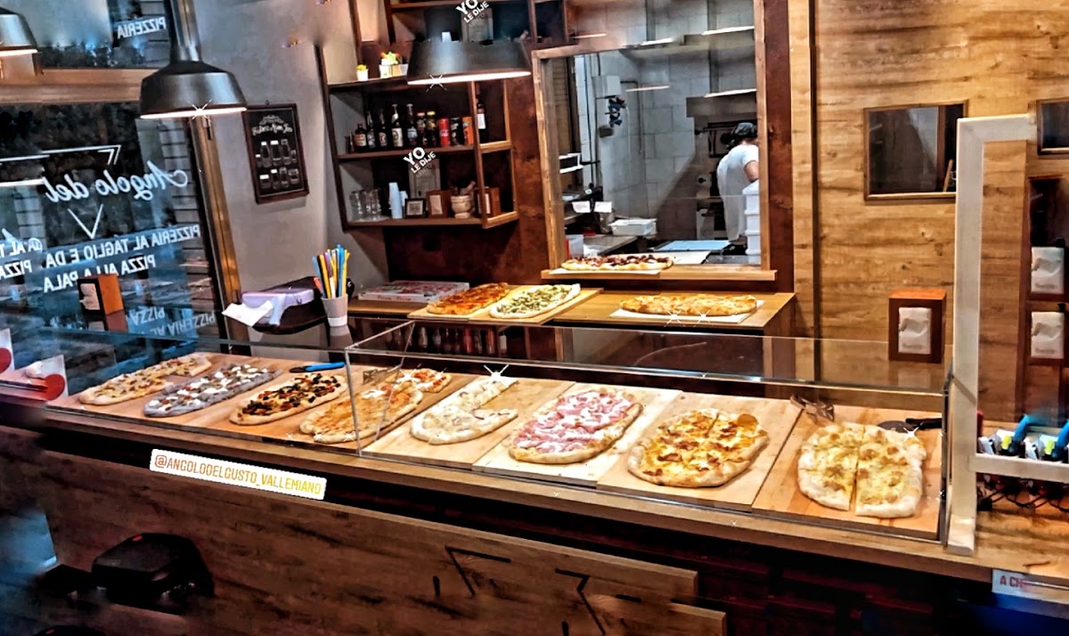 Pizzeria Angolo del Gusto — Punto di interesse a Ancona, Ancona