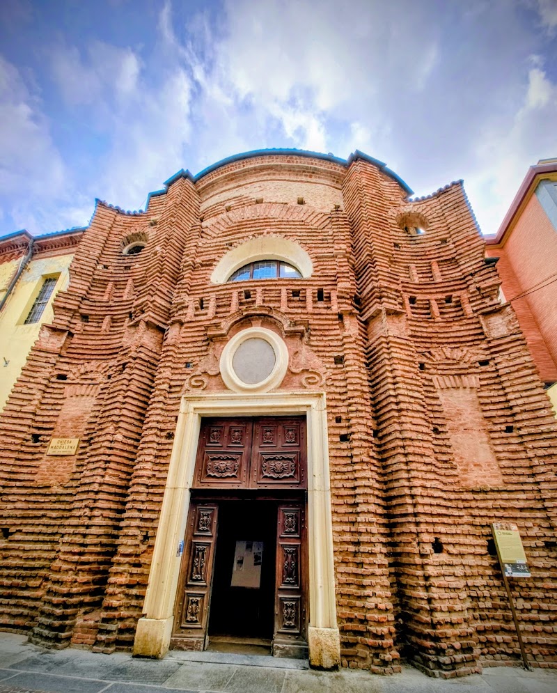 Chiesa di Santa Maria Maddalena — Punto di interesse a Alba, Cuneo