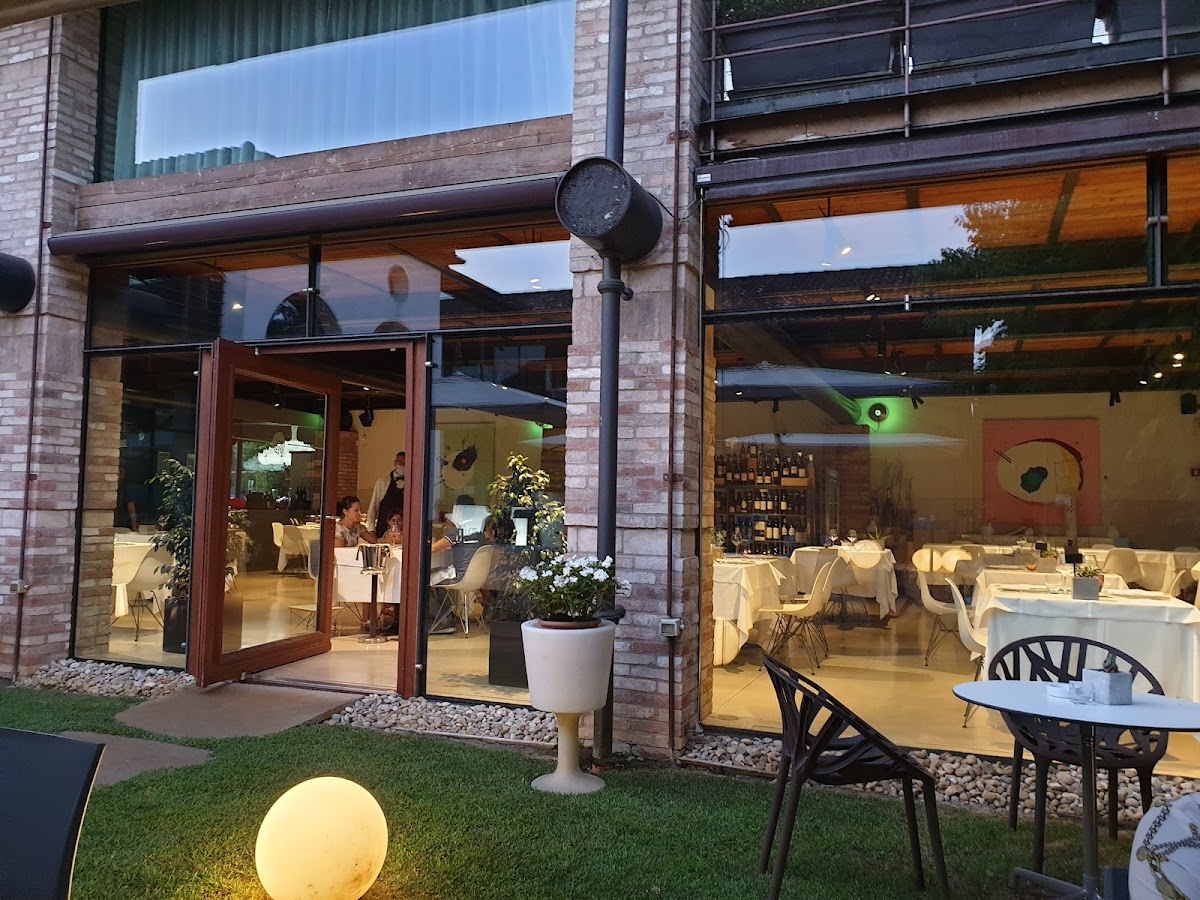 IL TESORO LIVING RESORT - Dimore Ristorante SPA | Rivalta sul Mincio — Punto di interesse a Mantova, Mantova