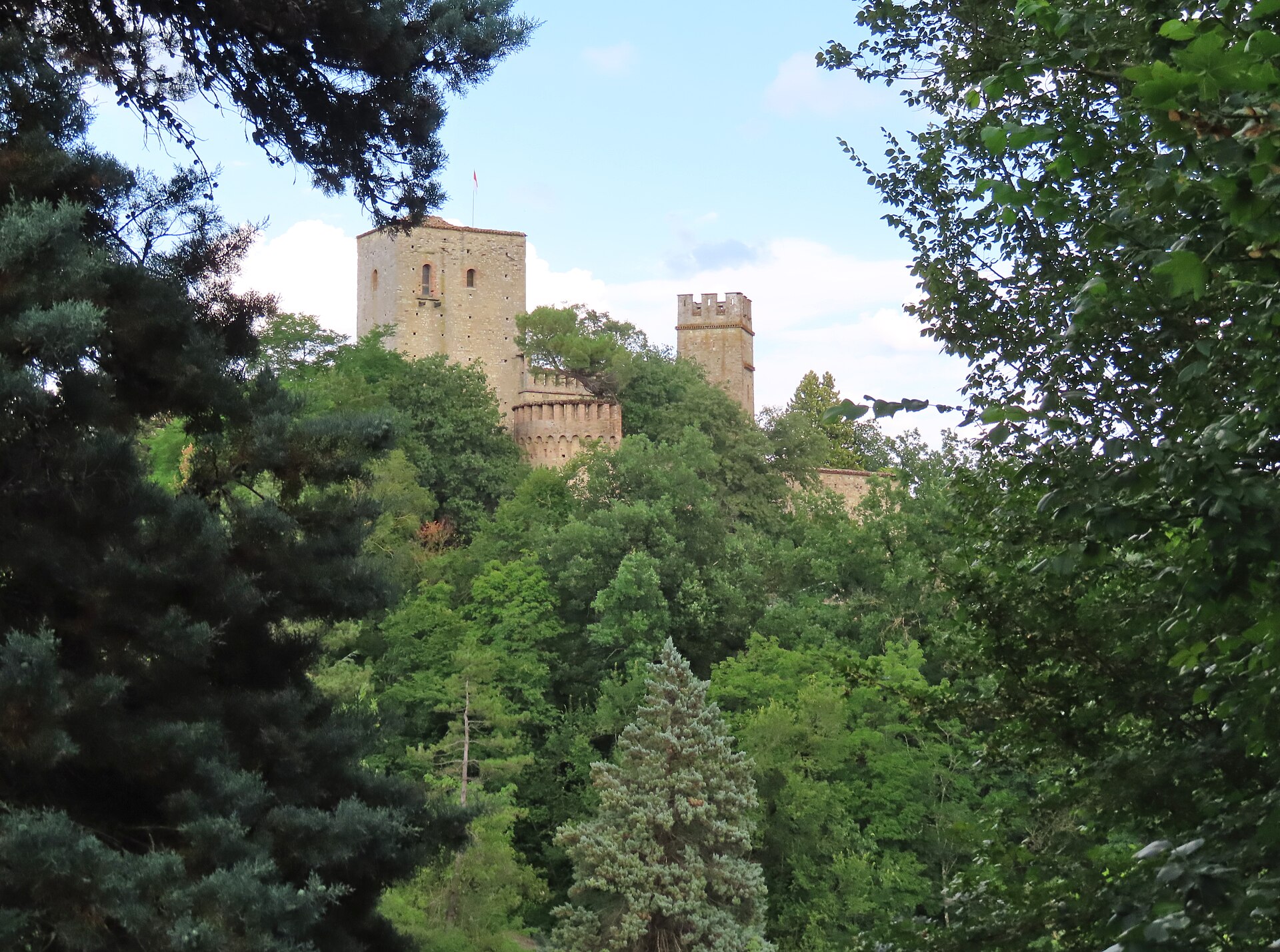 Castello di Gropparello — Punto di interesse , Milano