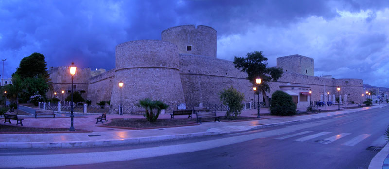 Castello svevo-angioino — Punto di interesse , Bari