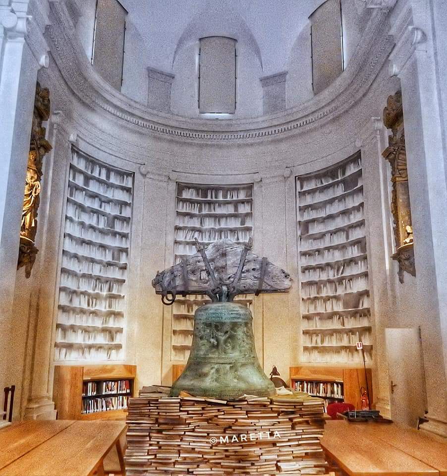 Biblioteca d'arte e di storia di San Giorgio in Poggiale — Punto di interesse a Bologna, Bologna