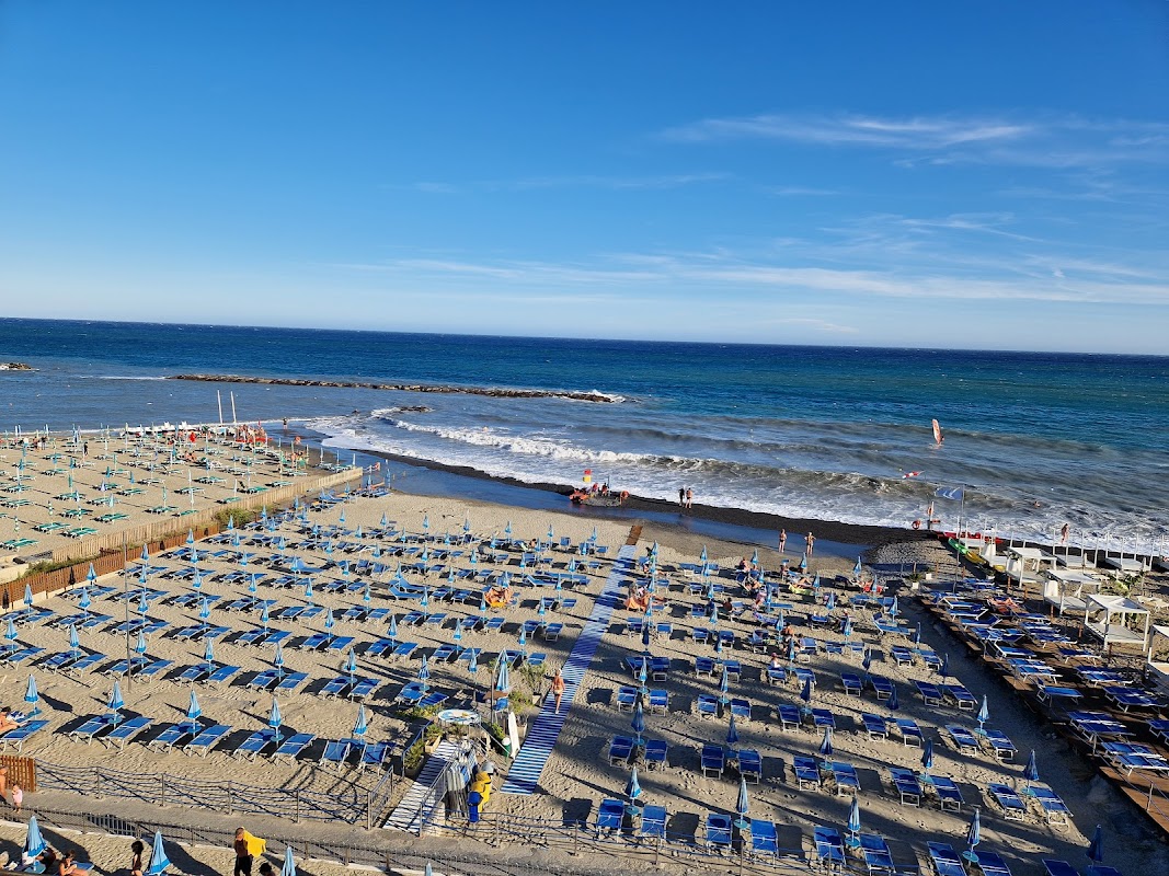 Bagni Scarone — Punto di interesse a Diano Marina, Imperia