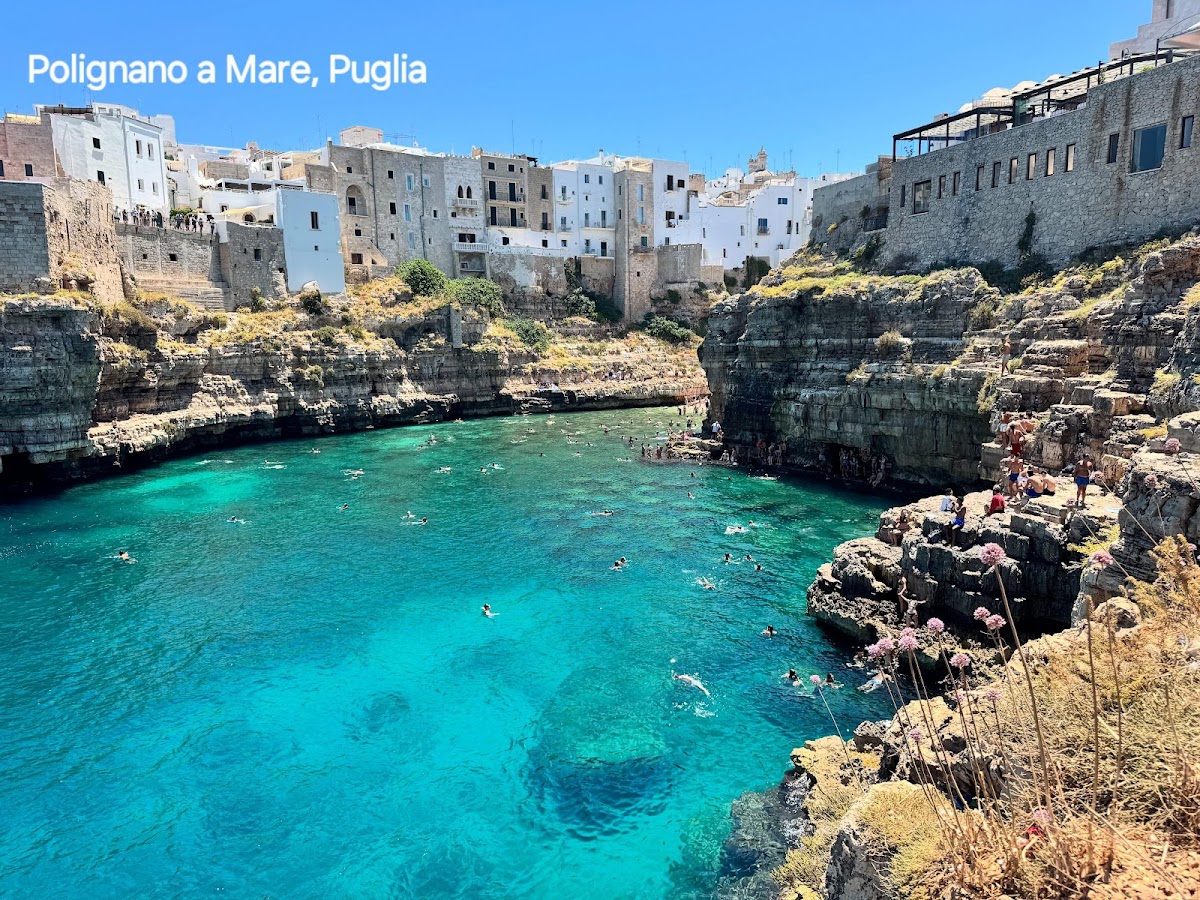 Lungomare di Polignano a Mare — Punto di interesse a Polignano a Mare, Bari