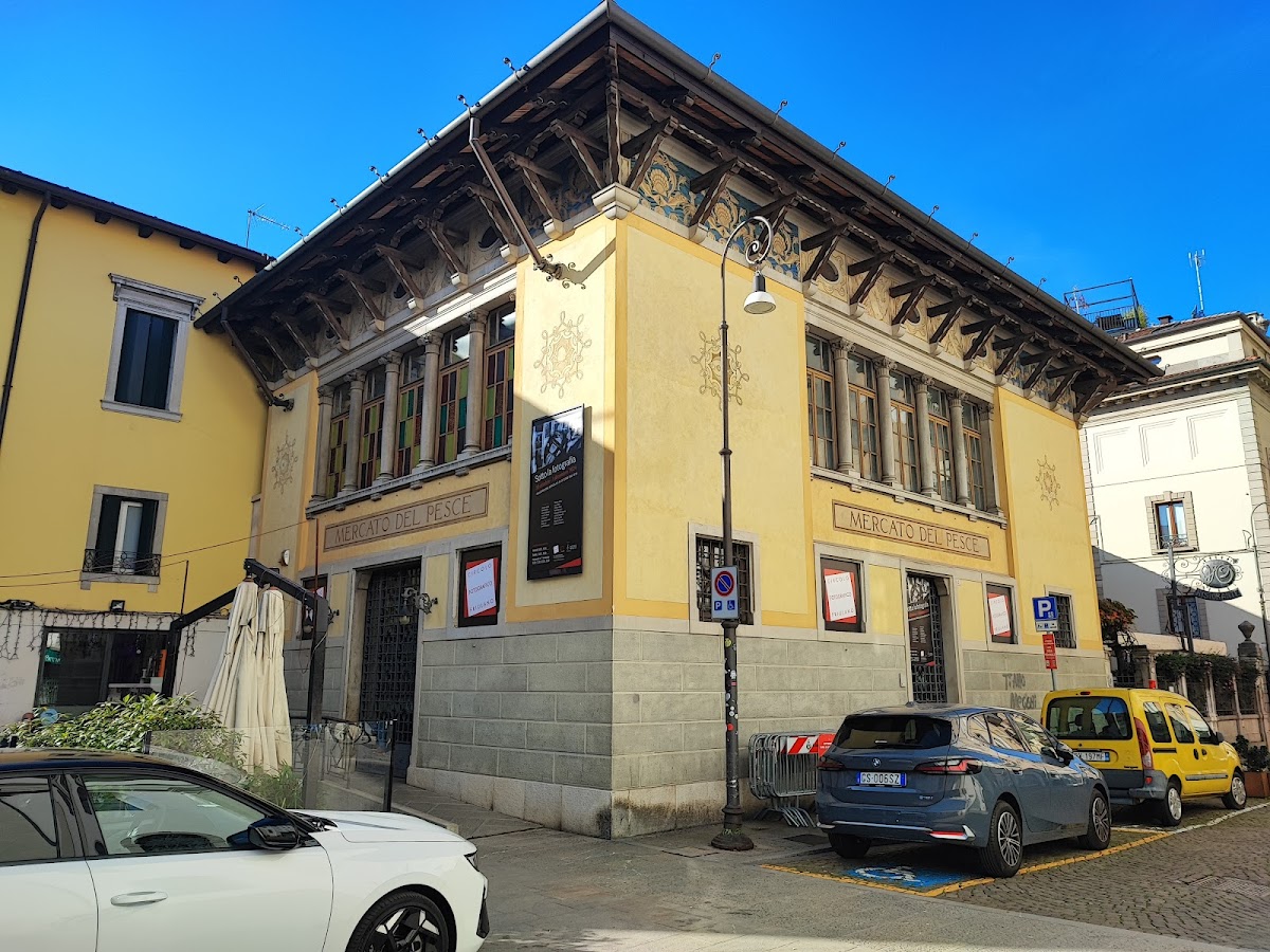 Galleria Tina Modotti (ex Mercato del pesce) (Civici Musei) — Punto di interesse a Udine, Udine