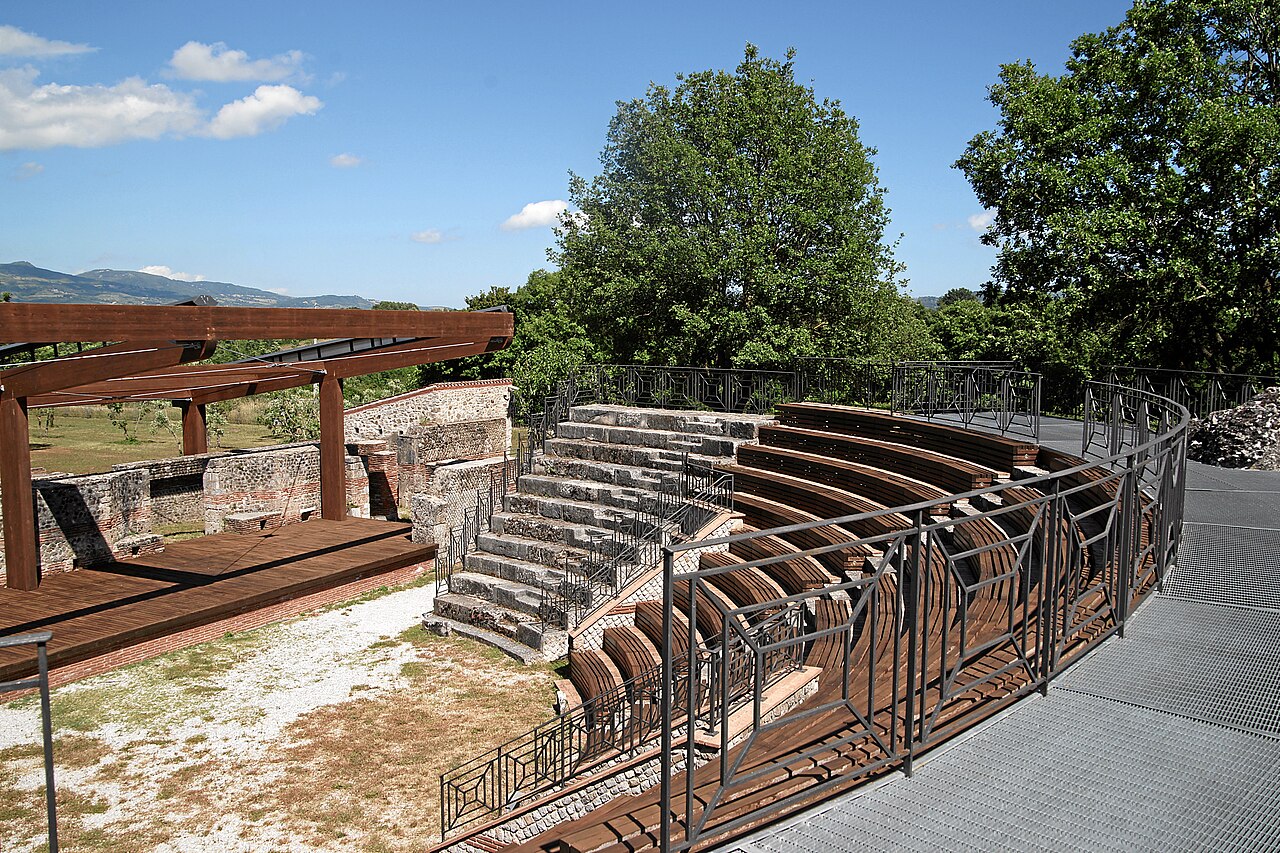 Teatro romano di Grumento Nova — Punto di interesse , Napoli