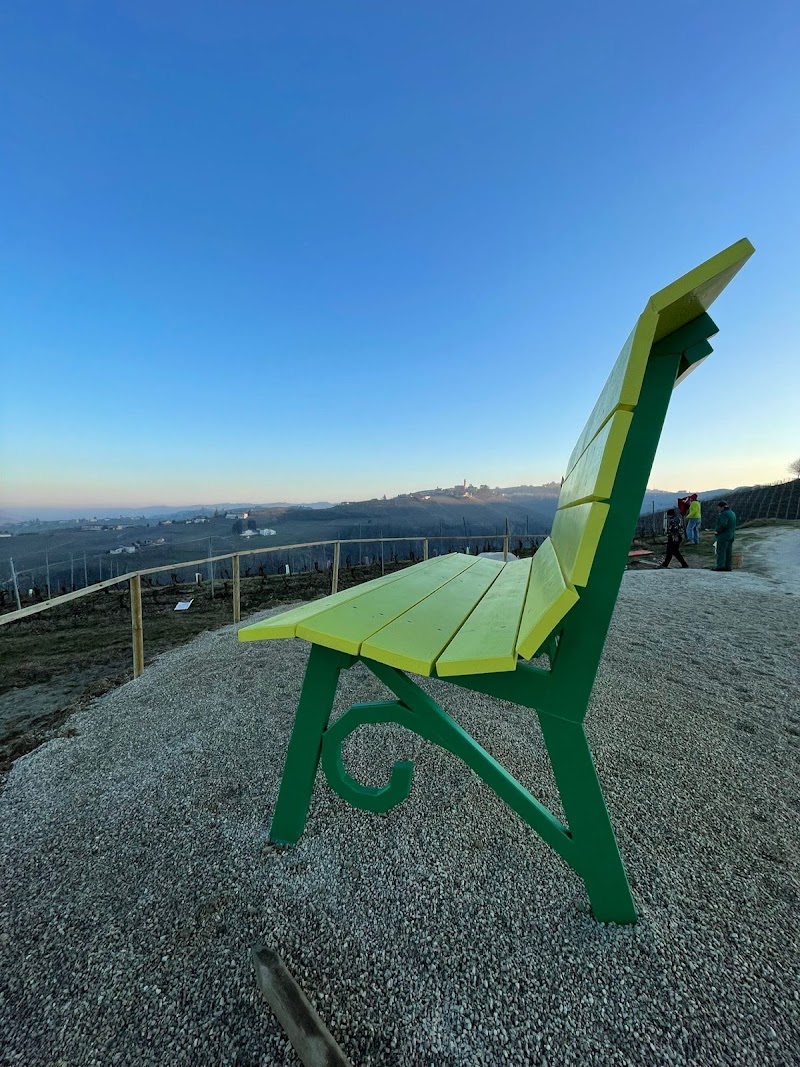 Panchina Gigante 191 - Castiglione Tinella — Punto di interesse a Castagnole delle Lanze, Asti