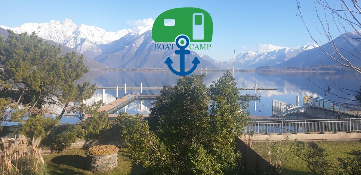 BOAT CAMP DOMASO camping and chalets — Punto di interesse a Varenna, Lecco