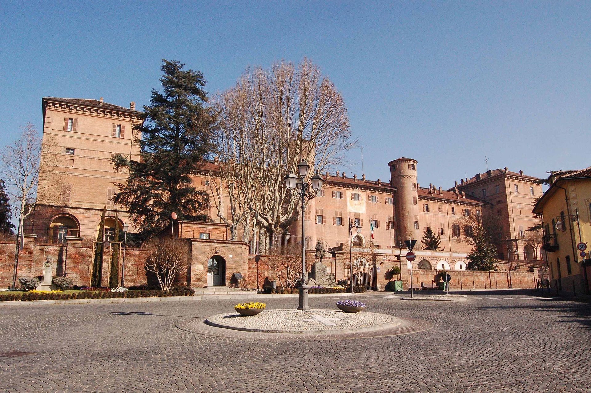 Castello di Moncalieri — Punto di interesse , Torino