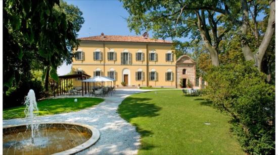Villa Guazzo Candiani — Punto di interesse a Olivola, Alessandria