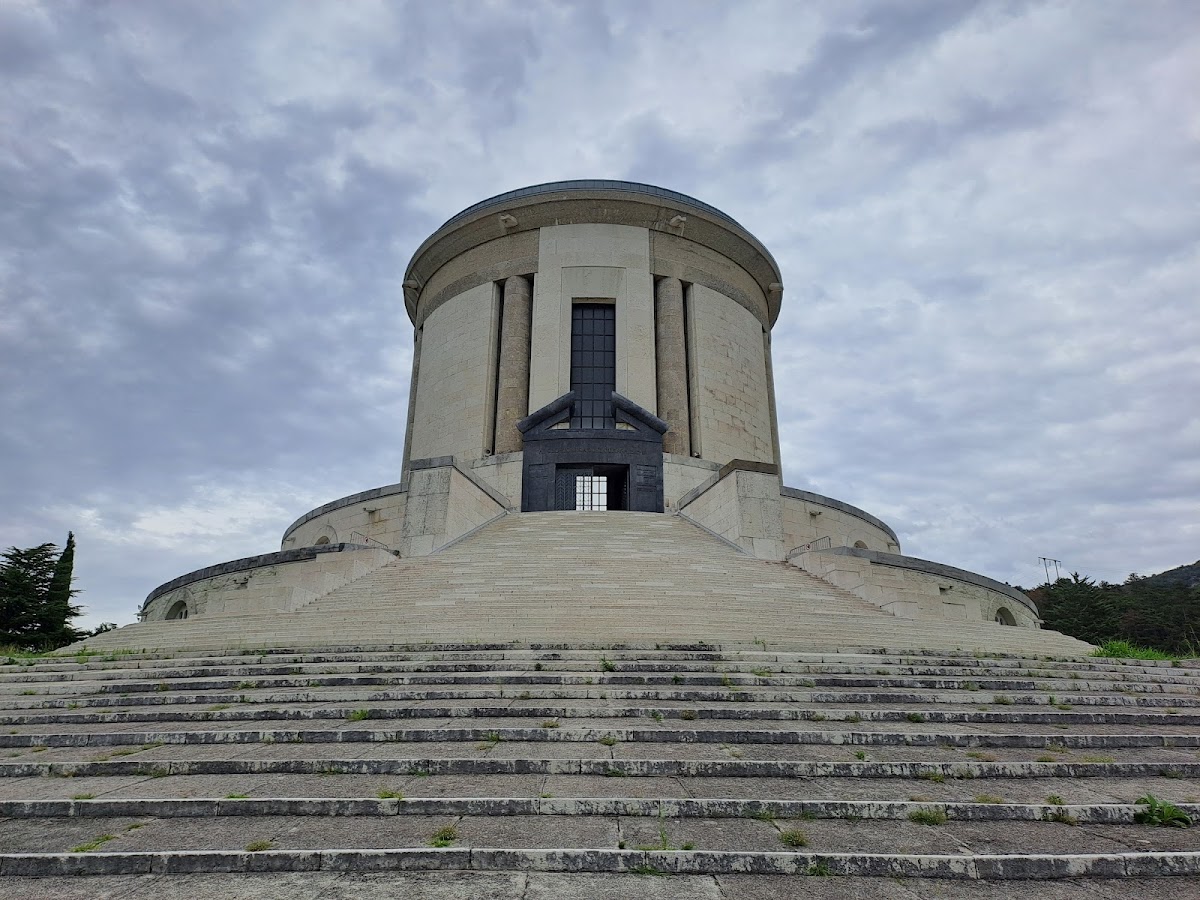 Sacrario Militare di Castel Dante — Punto di interesse a Rovereto, Trento