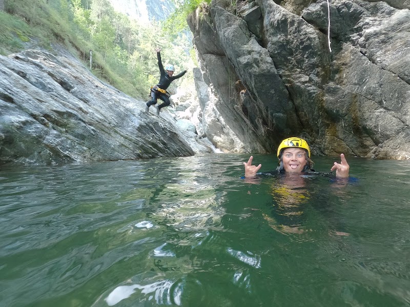 Centro Canyoning Società Guide del Cervino — Punto di interesse a Torgnon, Piedmont