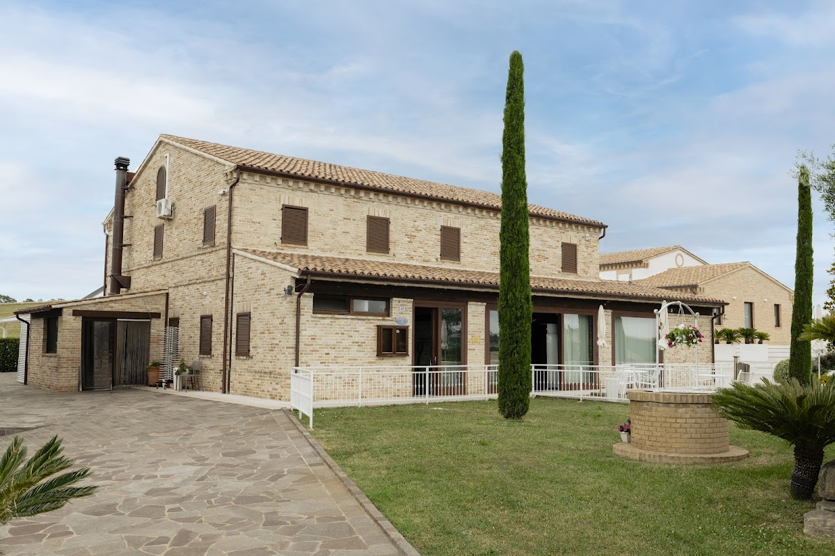 Osteria dei Segreti Spa Resort — Punto di interesse a Macerata, Macerata