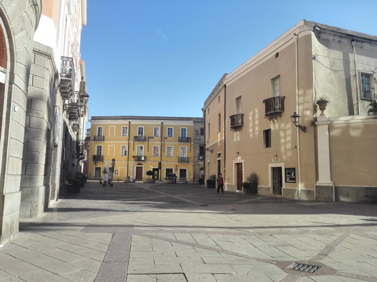 Palazzo degli Scolopi — Punto di interesse a Oristano, Oristano