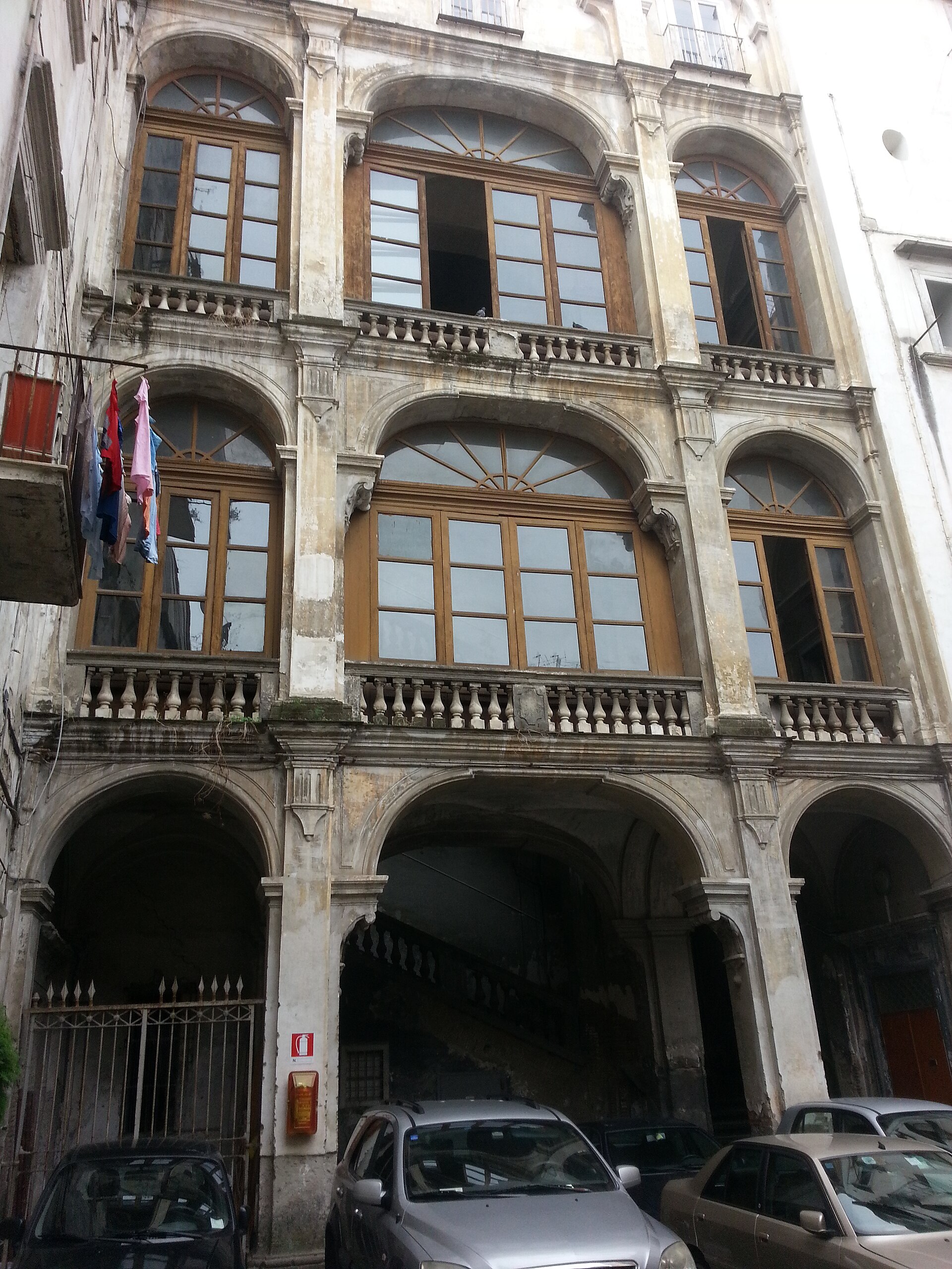 Palazzo Caracciolo di Avellino (Fondazione Morra Greco) — Punto di interesse a Napoli, Napoli