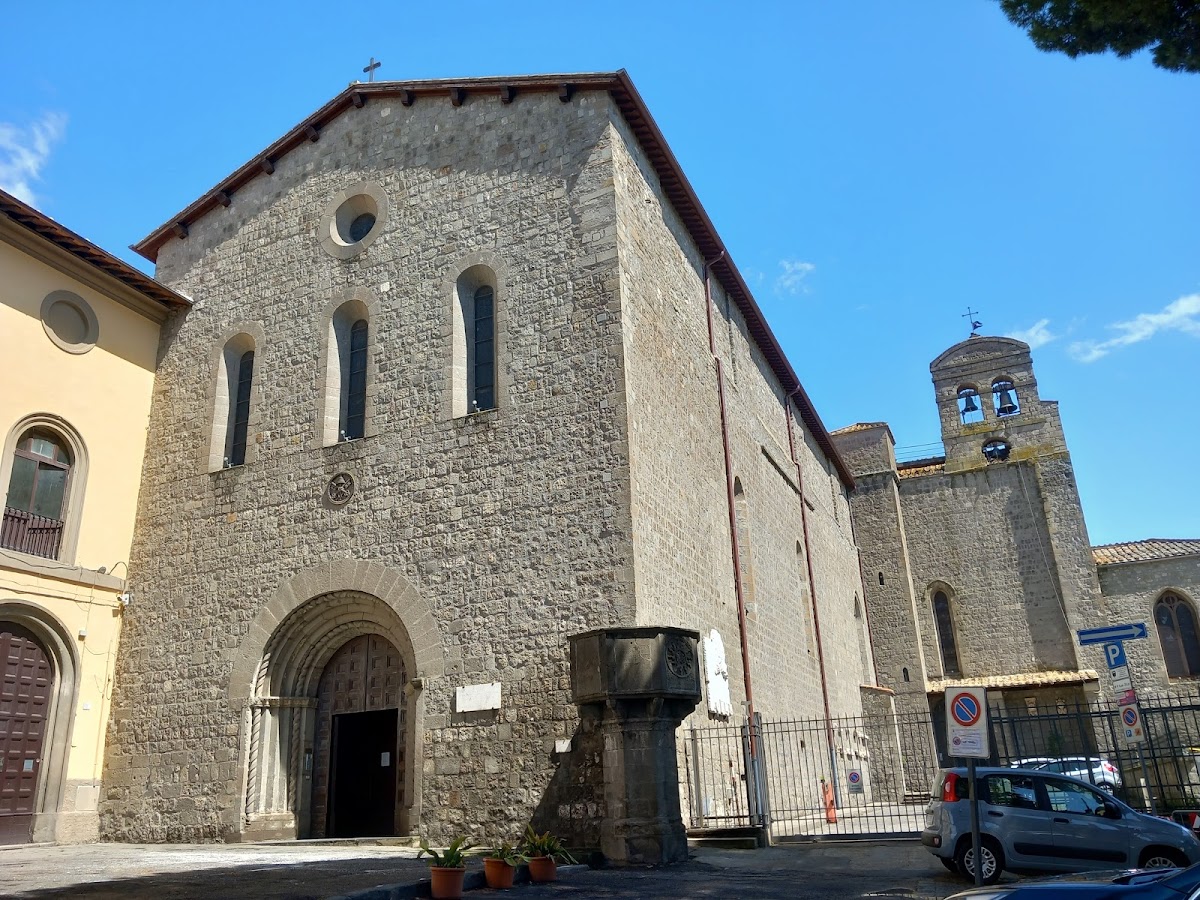 Basilica di San Francesco alla Rocca — Punto di interesse a Viterbo, Viterbo