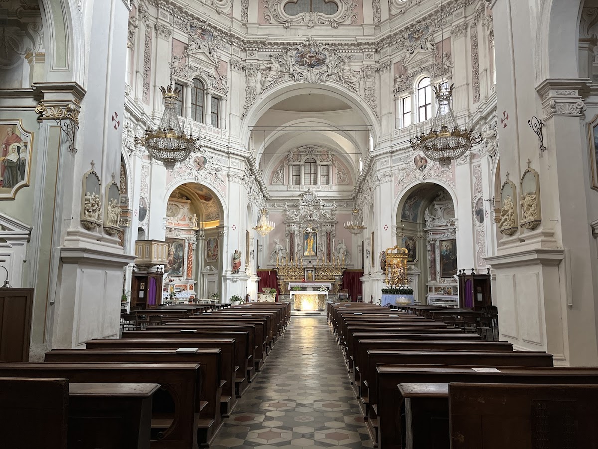 Santuario di Nostra Signora del Popolo — Punto di interesse a Cherasco, Cuneo