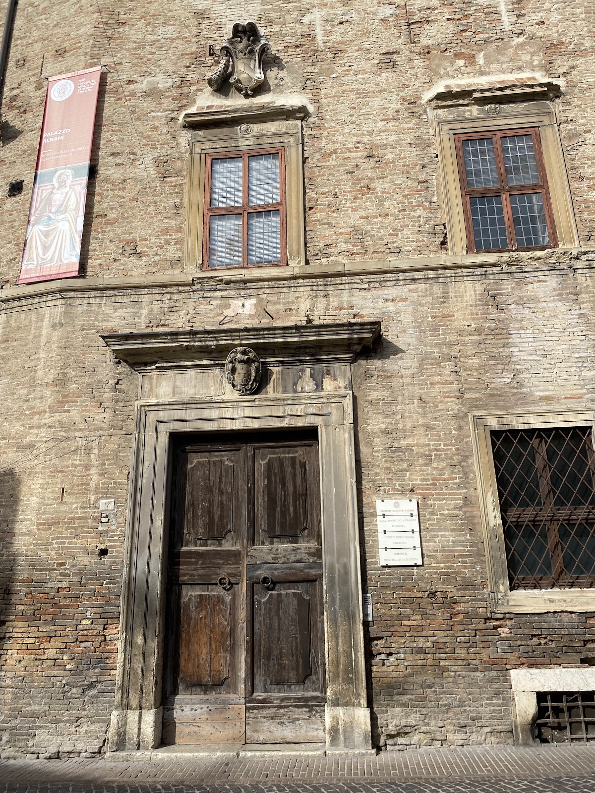 Palazzo Albani — Punto di interesse a Urbino, Pesaro e Urbino