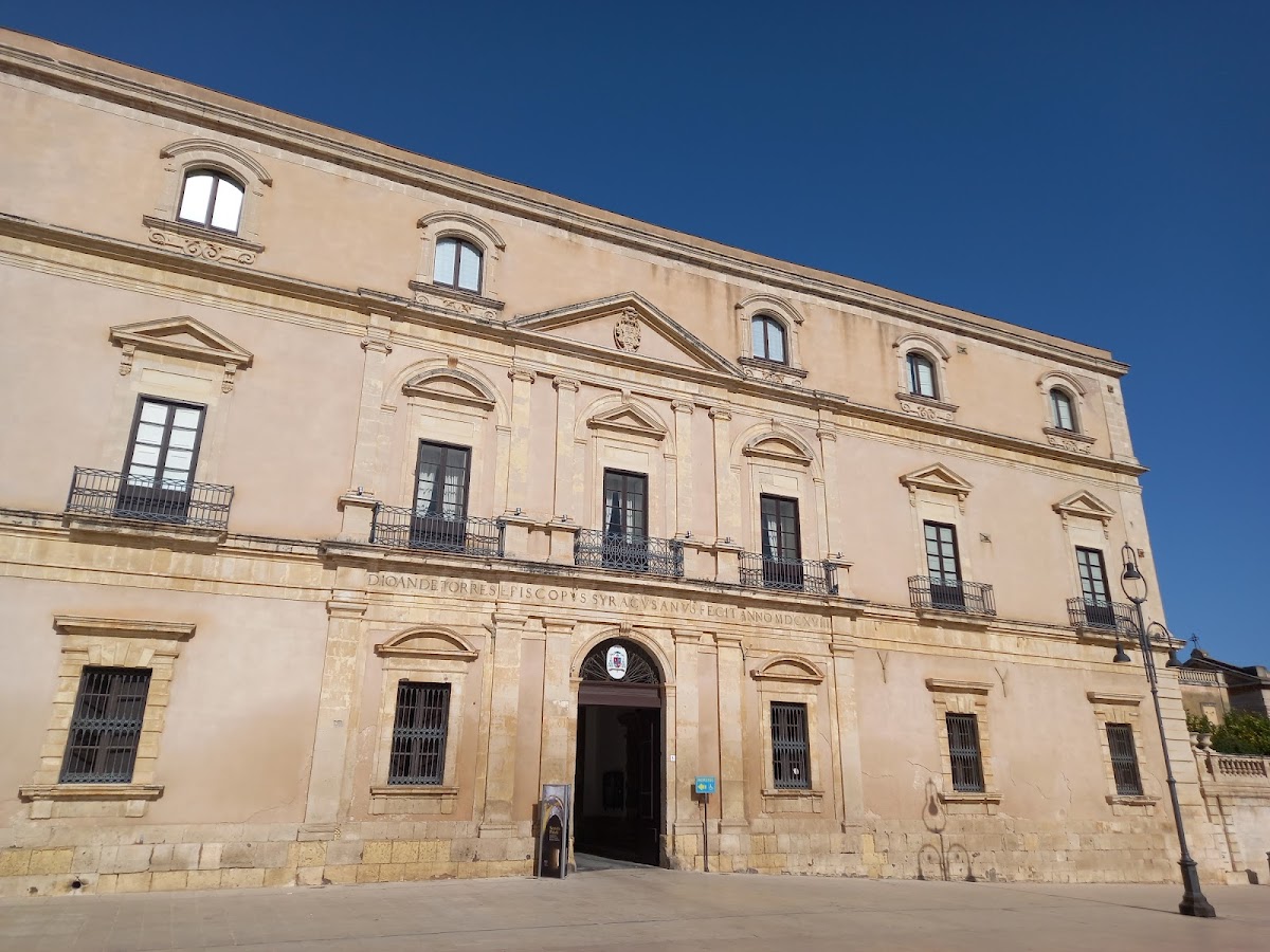 Palazzo Arcivescovile — Punto di interesse a Siracusa, Siracusa