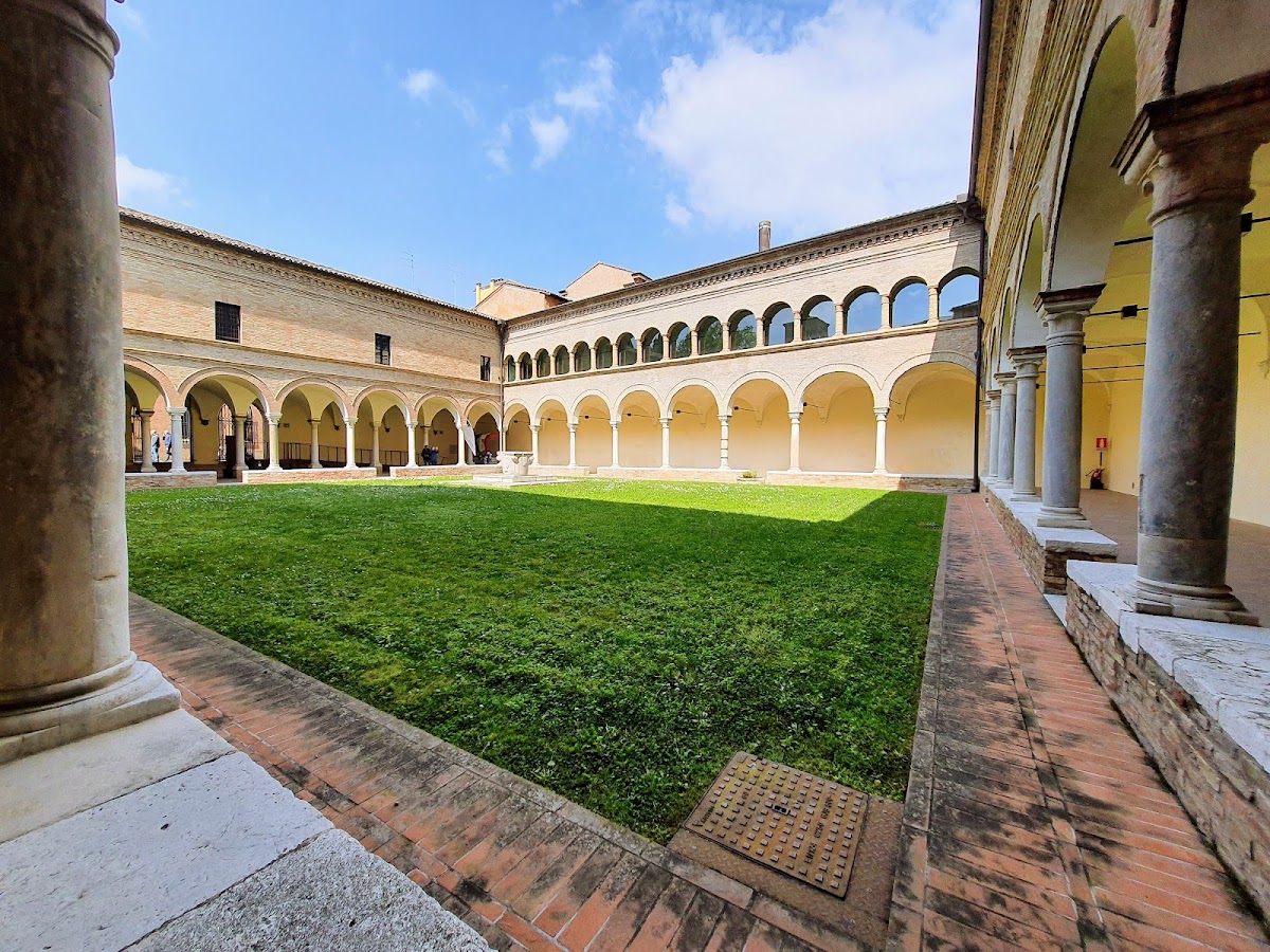 Chiostri Francescani — Punto di interesse a Ravenna, Ravenna