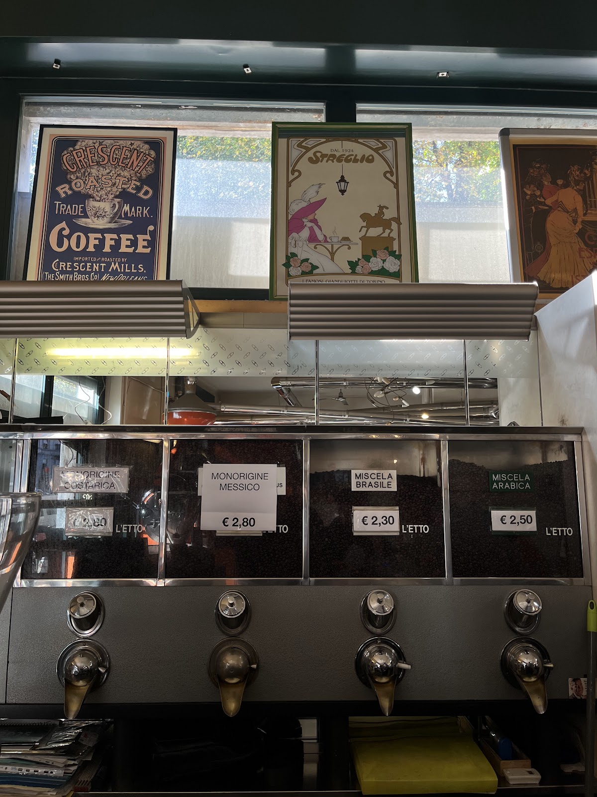 Torrefazione - Coffee & Wine — Punto di interesse a Milano, Milano