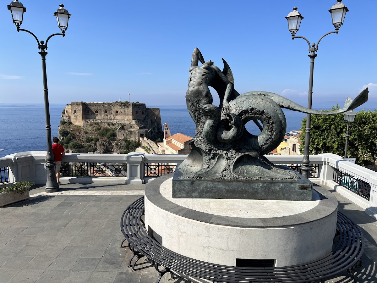 Monumento di Scilla — Punto di interesse a Scilla, Reggio Calabria