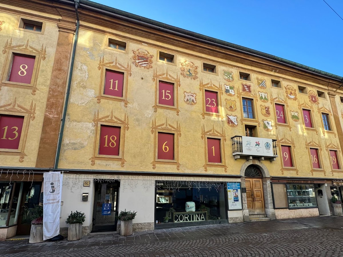 Ufficio Informazioni Turistiche — Punto di interesse a Cortina d Ampezzo, Belluno