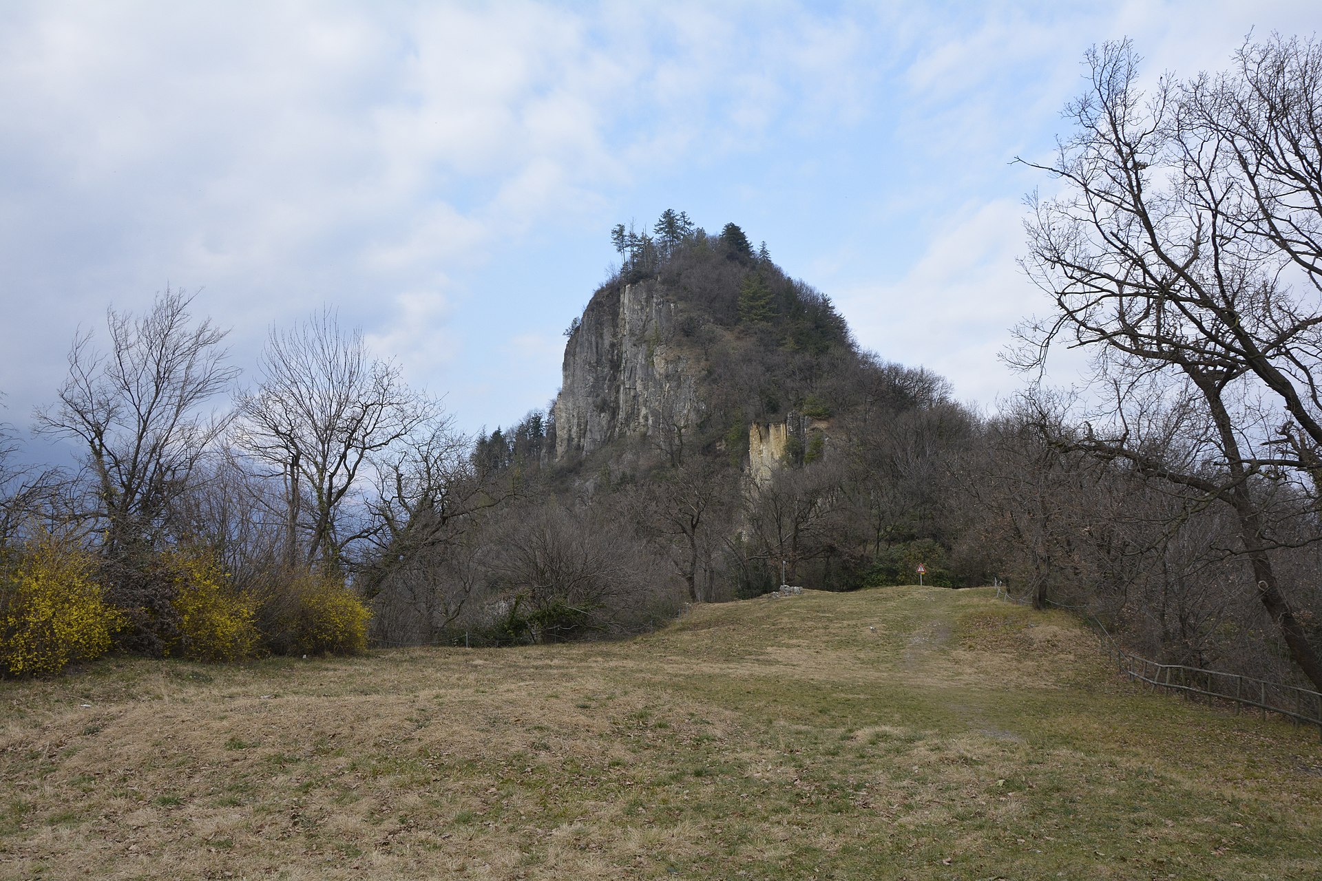Rocca di Caldè — Punto di interesse , Torino