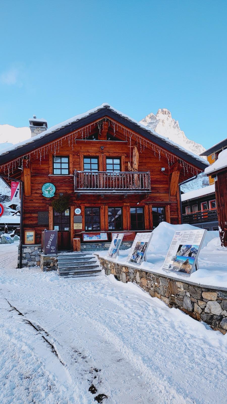 Società Guide Alpine del Cervino — Punto di interesse a Cervinia, Aosta