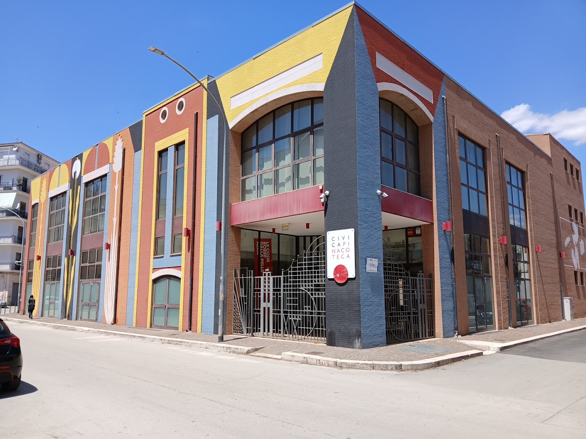 Civica Pinacoteca Il 9Cento — Punto di interesse a Foggia, Foggia