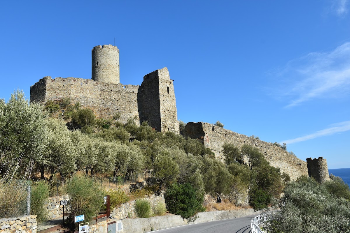 castello di Monte Ursino — Punto di interesse , Genova