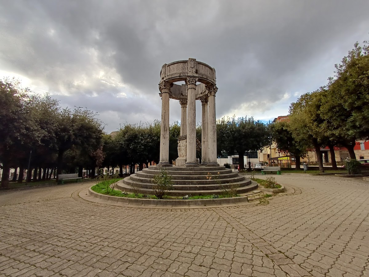 Monumento ai Caduti della Prima Guerra Mondiale — Punto di interesse a Isernia, Isernia