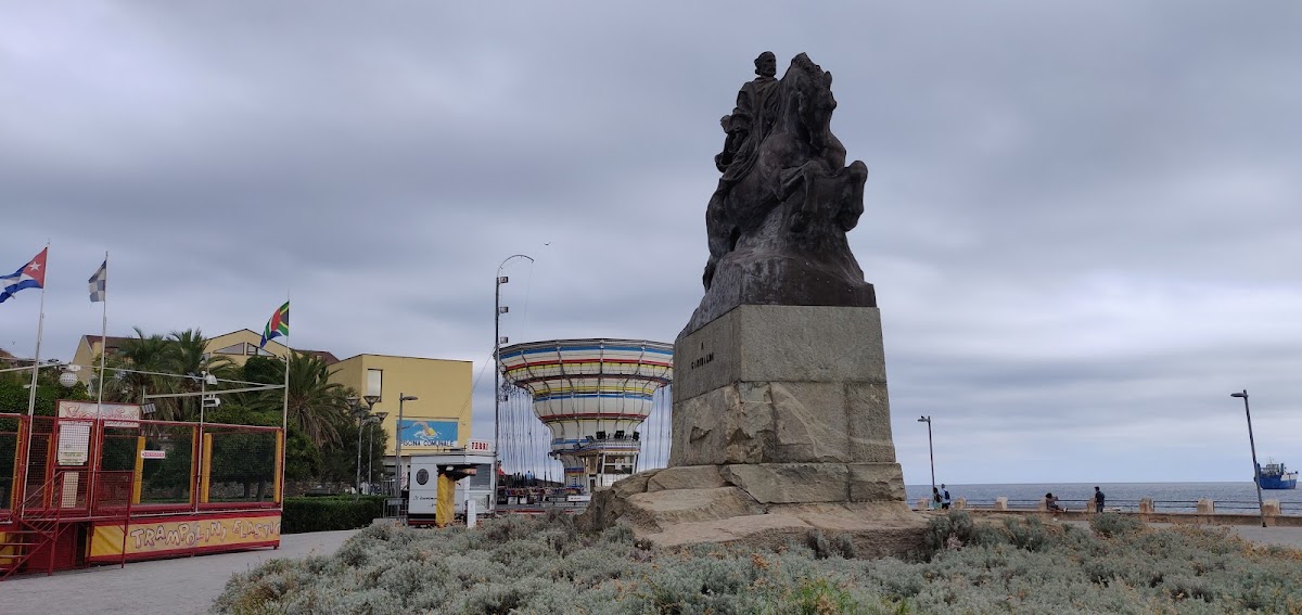 Spiaggia Libera del Prolungamento — Punto di interesse a Savona, Savona