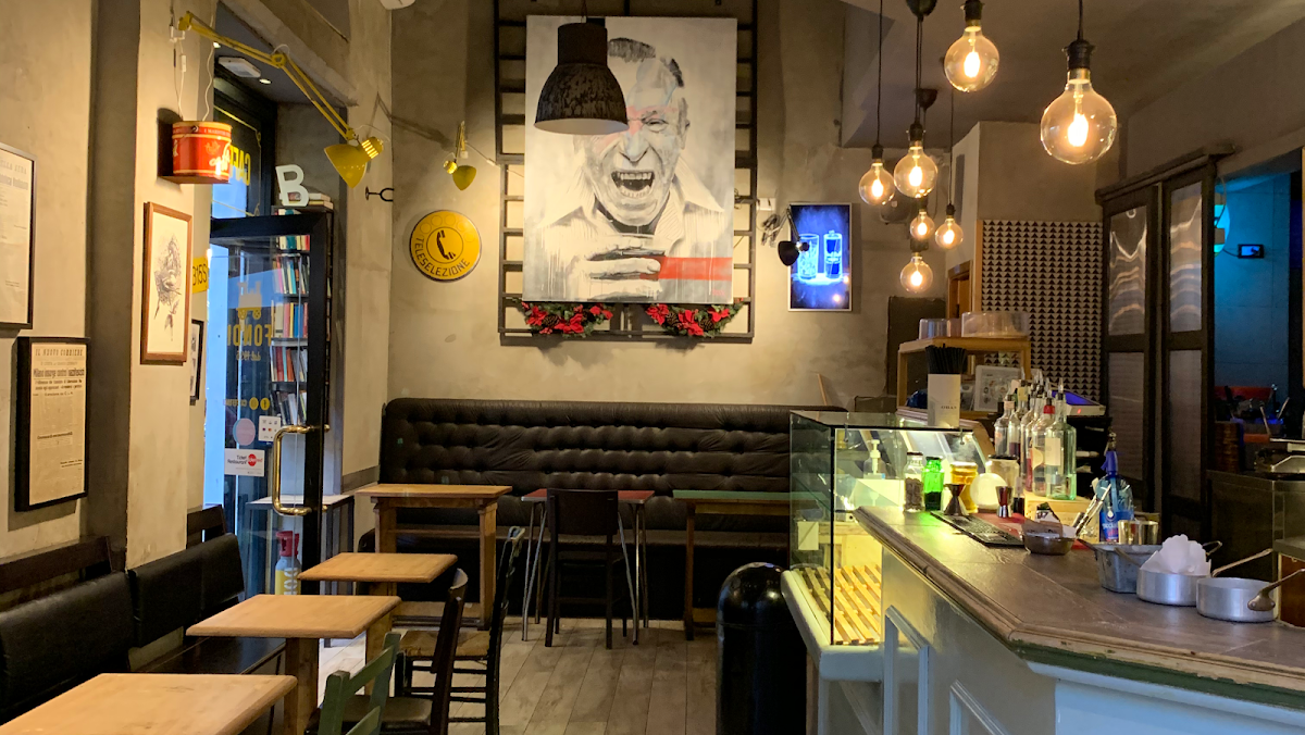 Caffè Fondi — Punto di interesse a Roma, Roma