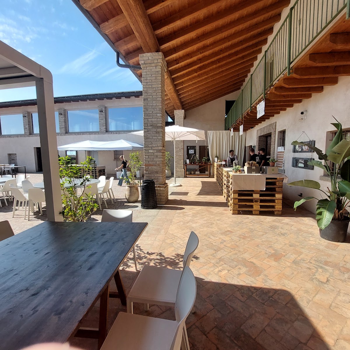 Cantina Caruna Franciacorta — Punto di interesse a Brescia, Brescia