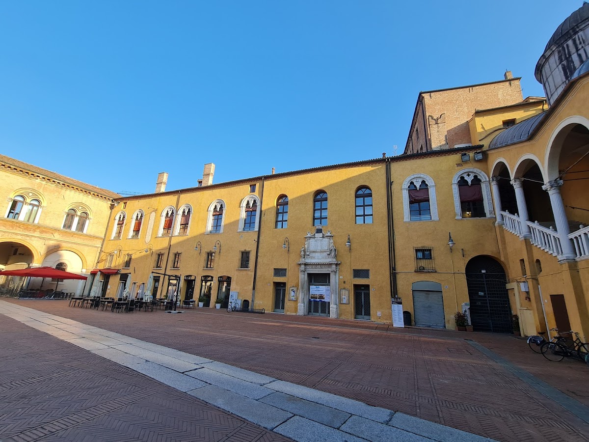 Piazza del Municipio — Punto di interesse a Ferrara, Ferrara