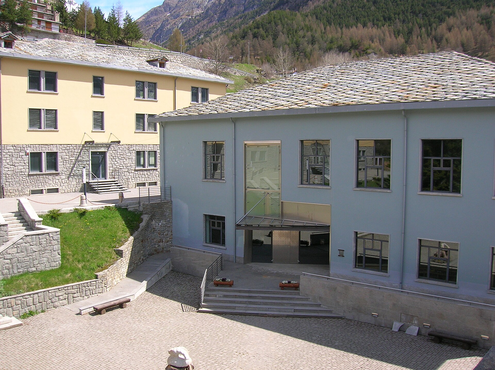 Villaggio minatori e centro espositivo Alpinart — Punto di interesse , Milano