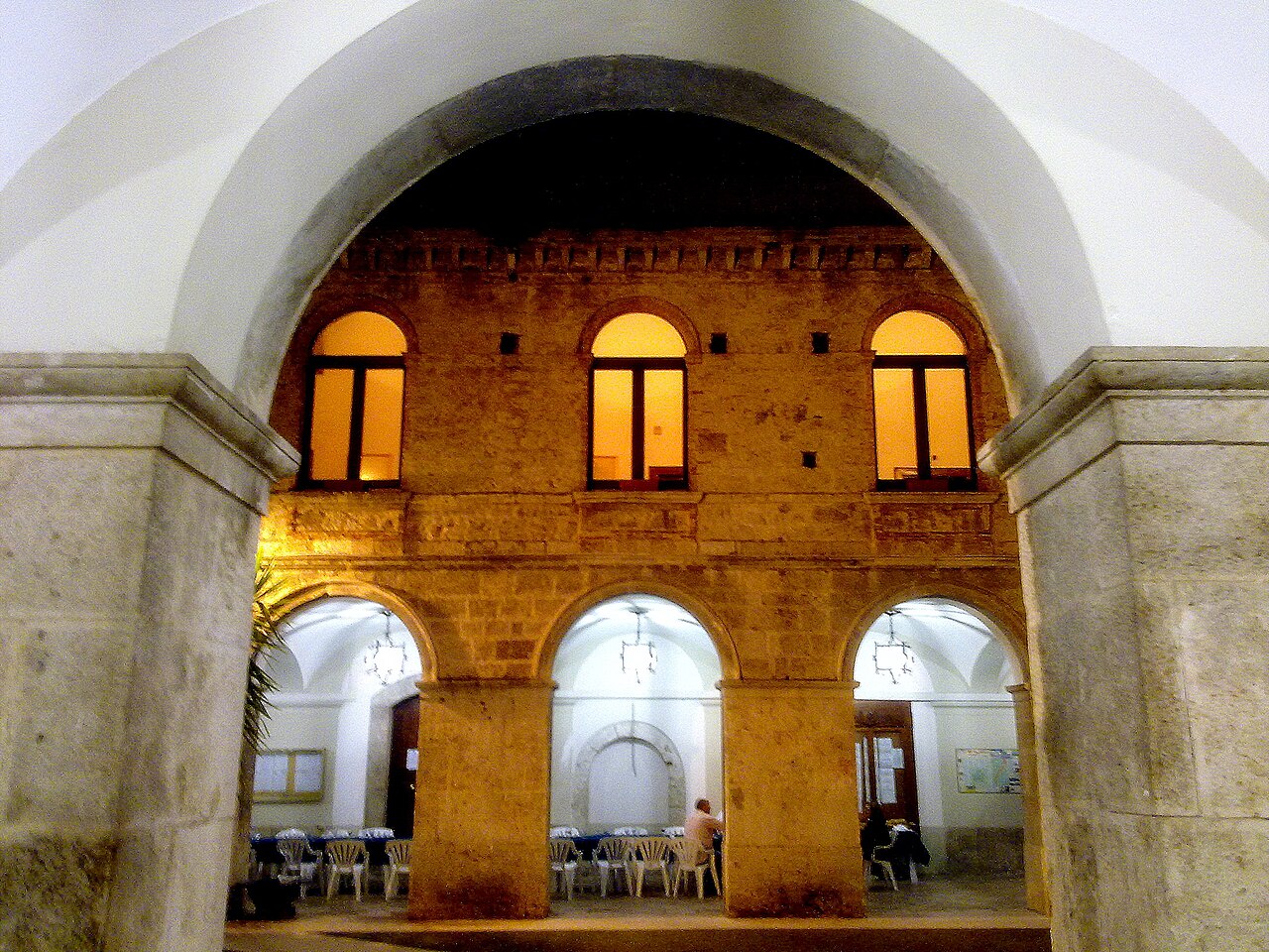 Tempio della Triade Capitolina — Punto di interesse a Isernia, Isernia