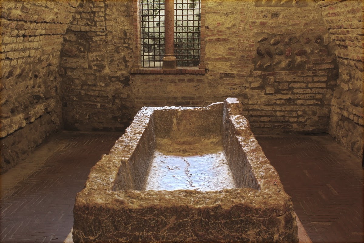 Museo degli Affreschi 'G.B. Cavalcaselle' alla tomba di Giulietta — Punto di interesse a Verona, Verona