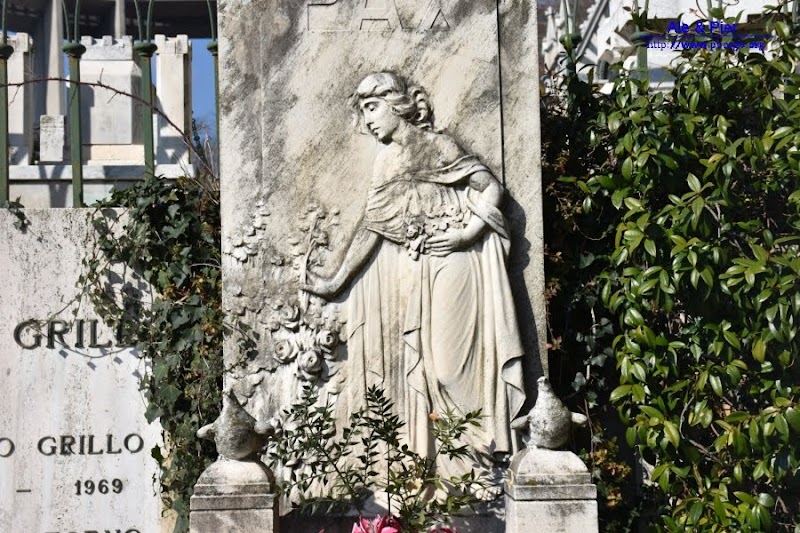 Cimitero di Mele