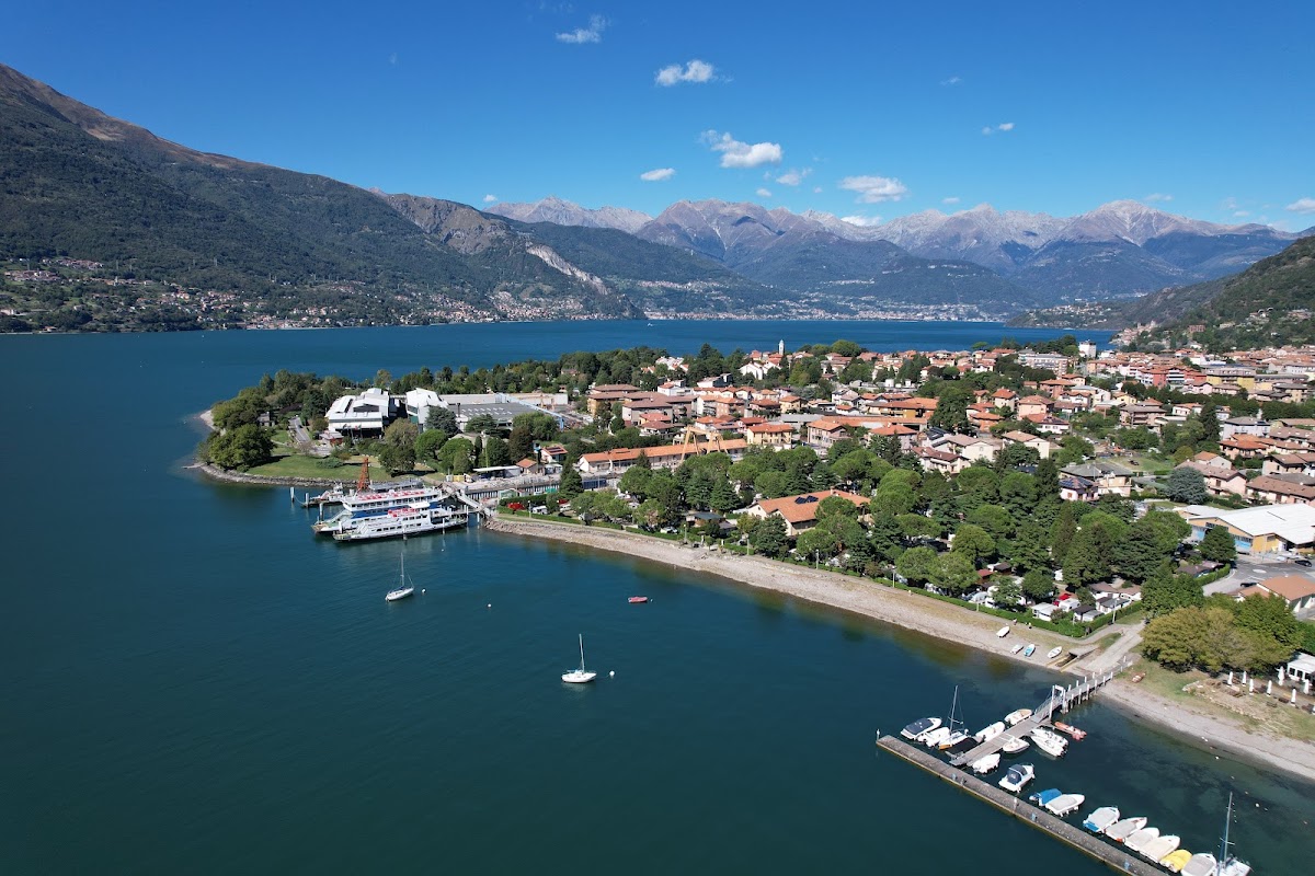 Campeggio Europa di Manni Albino e C. Snc — Punto di interesse a Varenna, Lecco