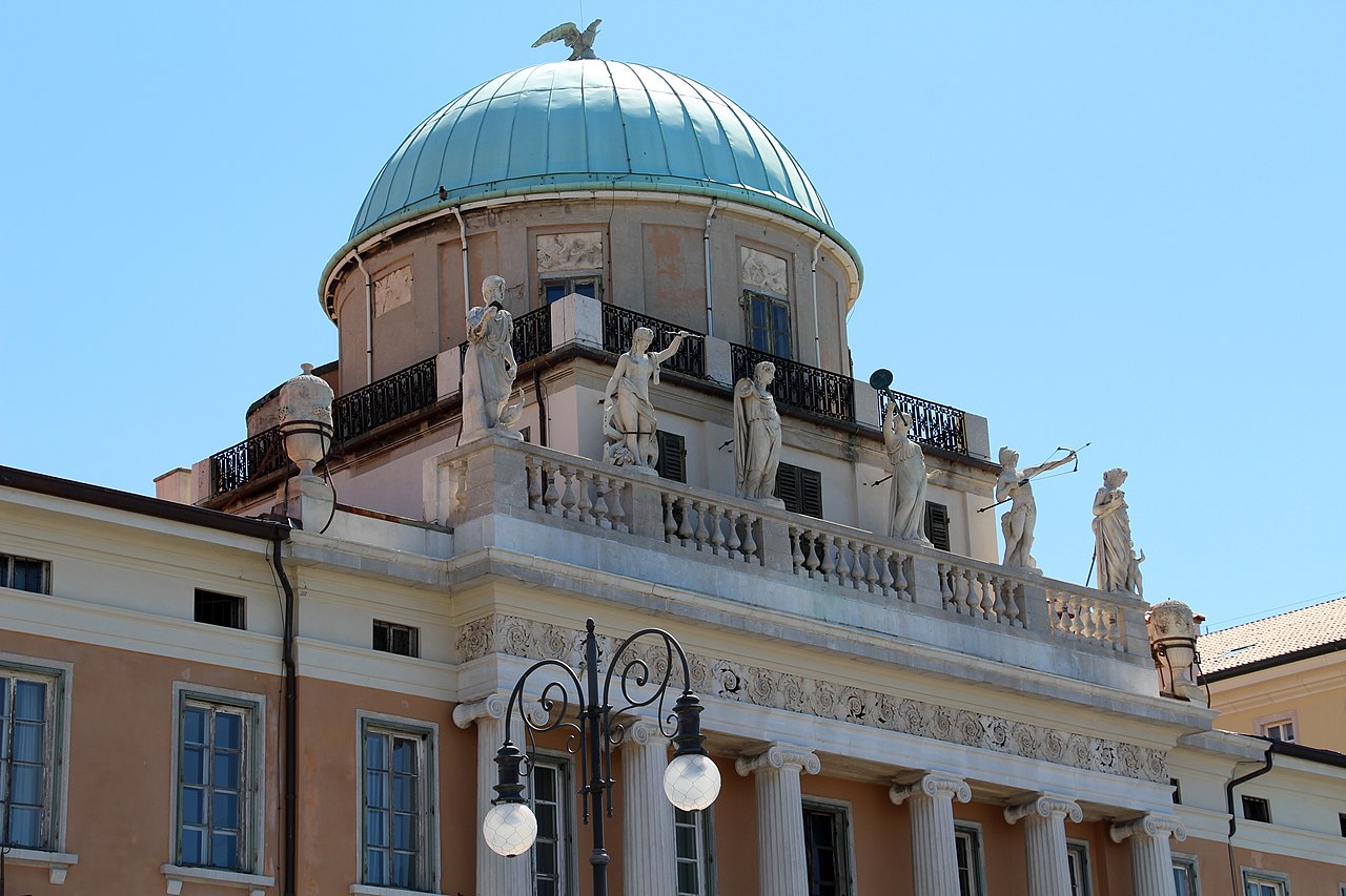 Palazzo Carciotti — Punto di interesse a Trieste, Trieste