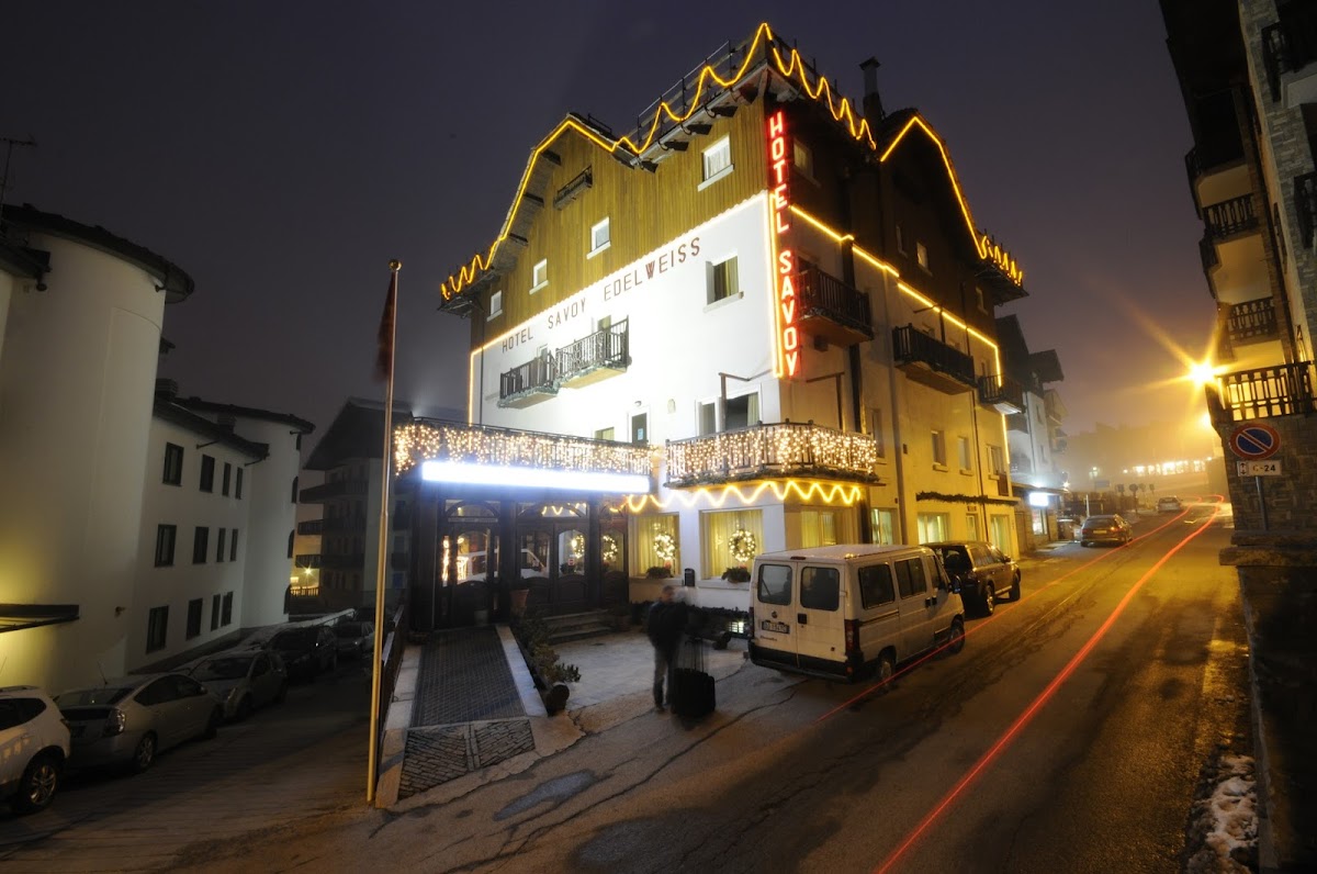 Hotel Savoy Sestriere — Punto di interesse a Sestriere, Torino